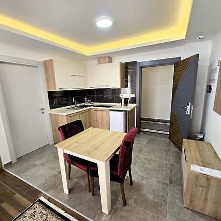Nurel Shark Residence Kerýnia Eksteriør bilde