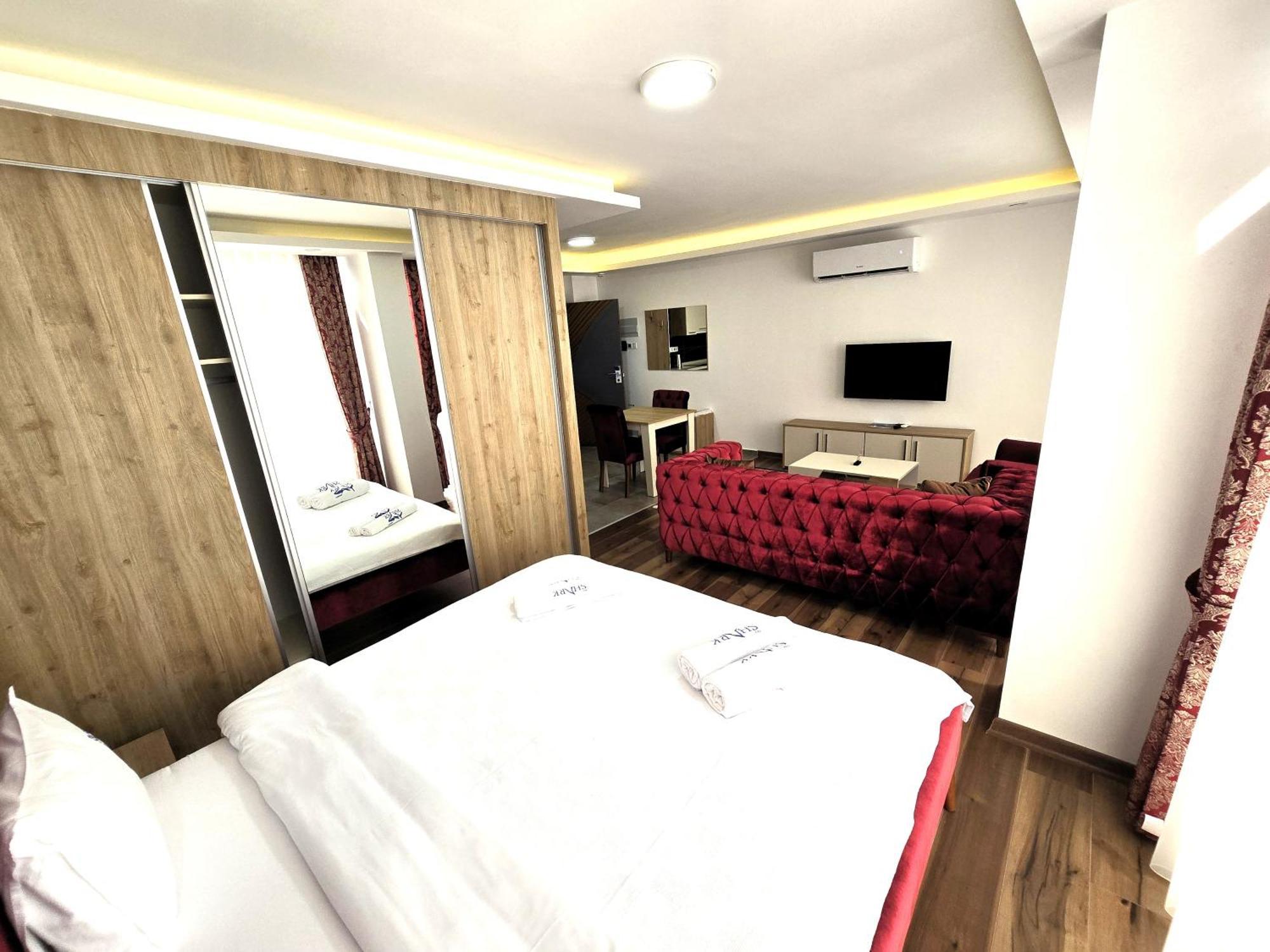 Nurel Shark Residence Kerýnia Eksteriør bilde