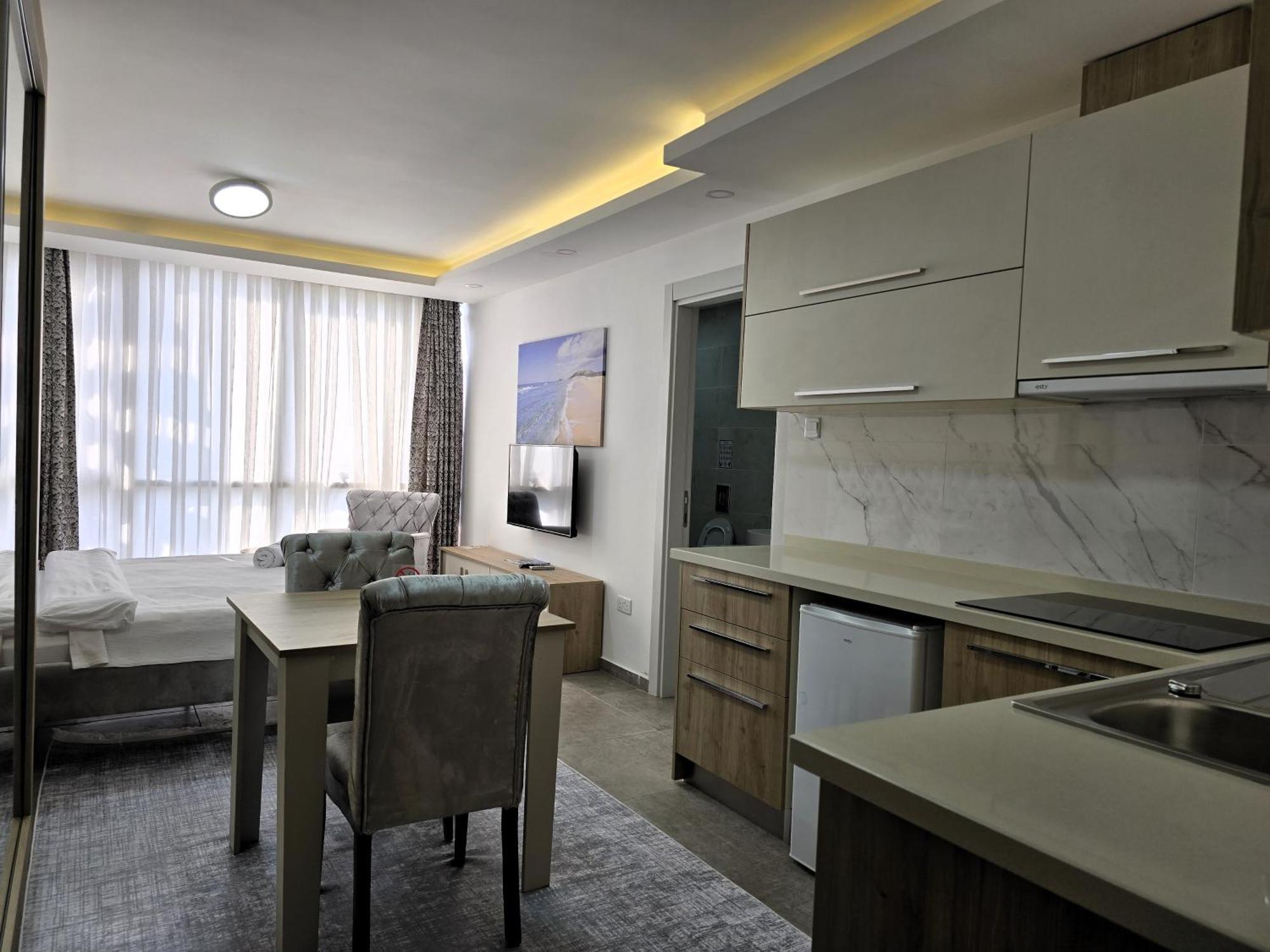 Nurel Shark Residence Kerýnia Eksteriør bilde
